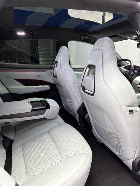 Zeekr 001 2024 — 8