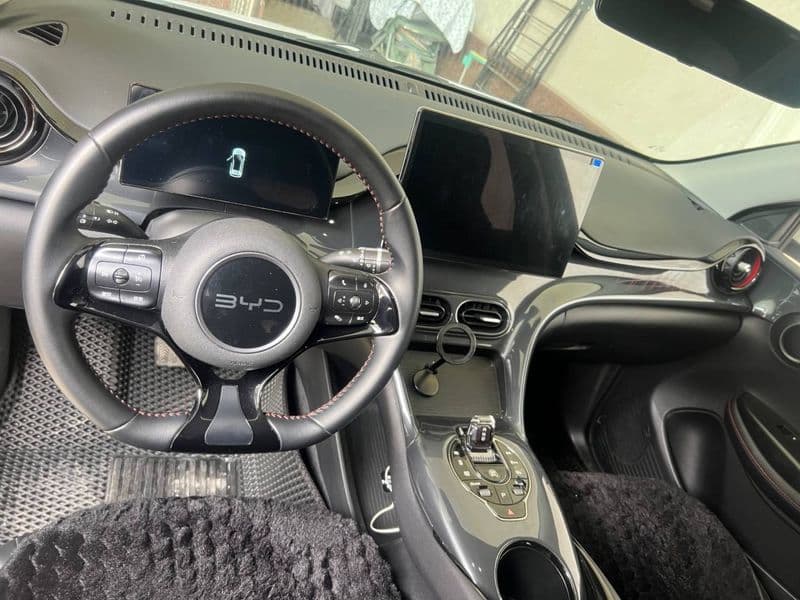 BYD E2 2024 — 2
