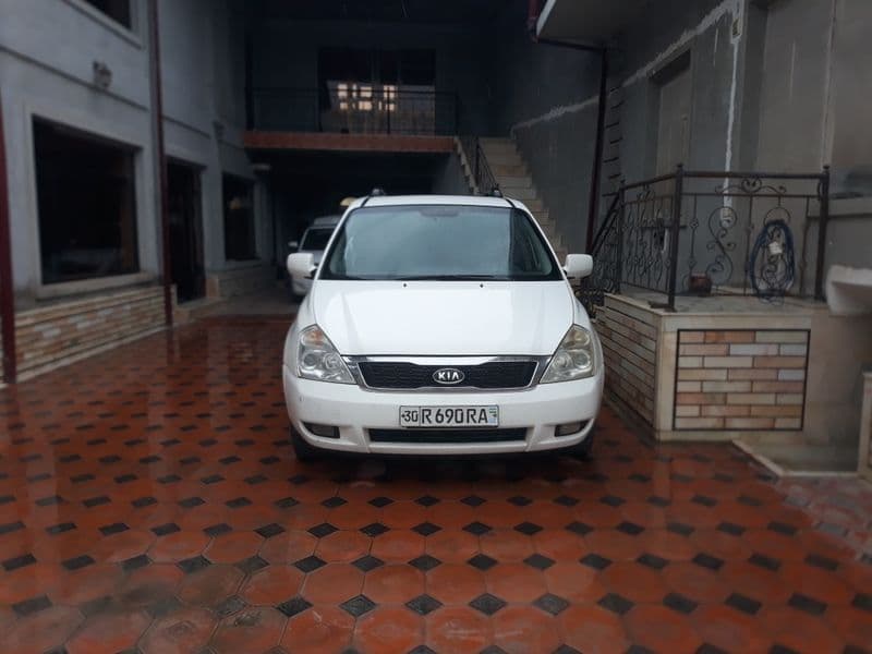 Kia Carnival 2008