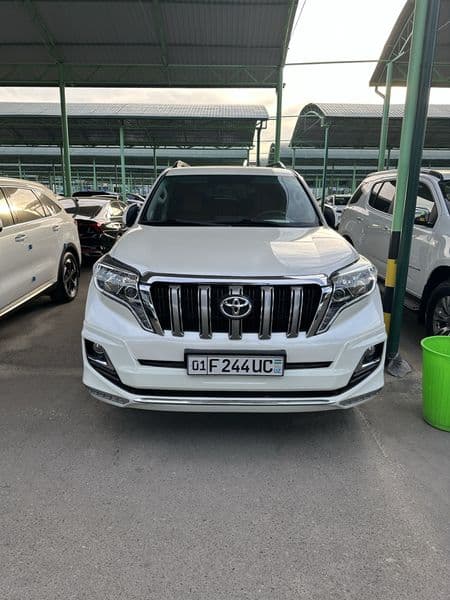 Toyota Land Cruiser 150 2012