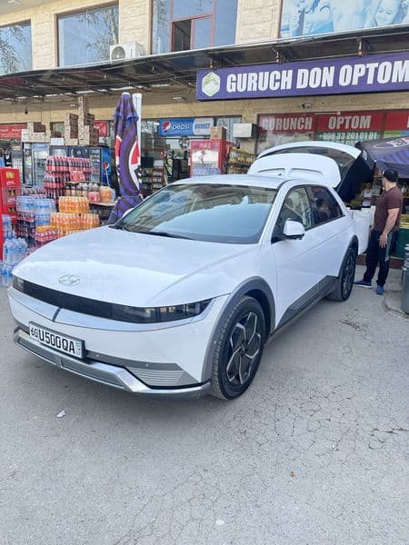 Hyundai Ioniq 2024