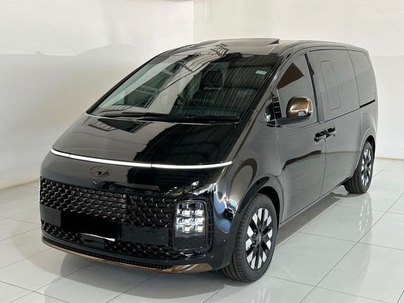 Hyundai Staria 2025
