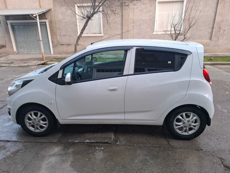 Chevrolet Spark 2018 — 2