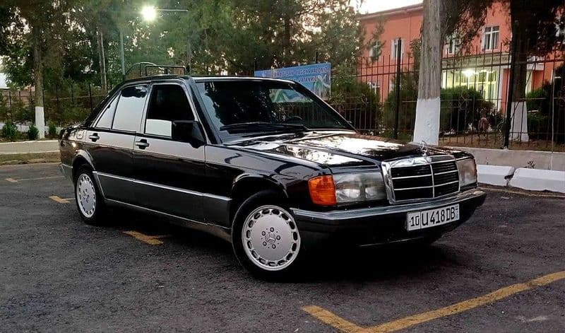 Mercedes-Benz 190 1984
