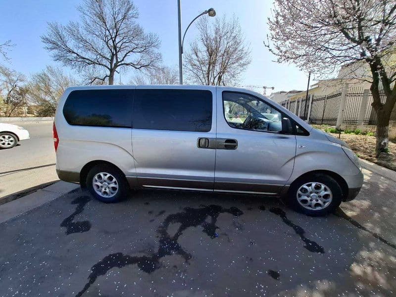 Hyundai H-1 starex 2009