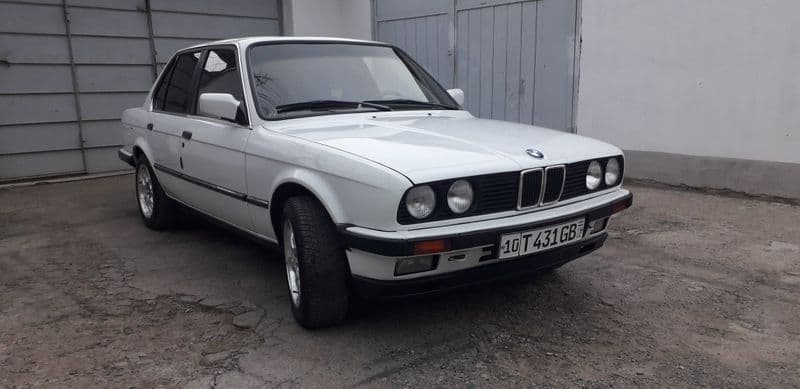 BMW 320 1984