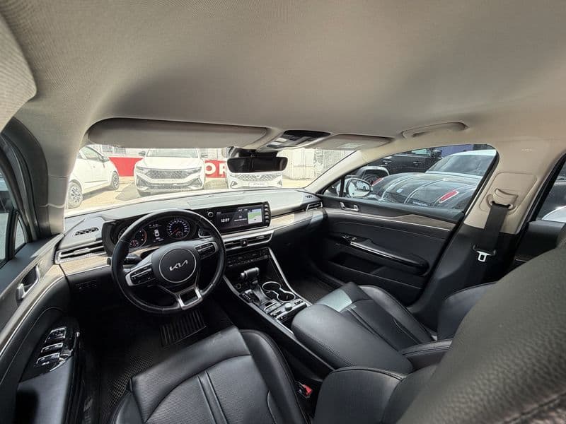 Kia K5 2023 — 3