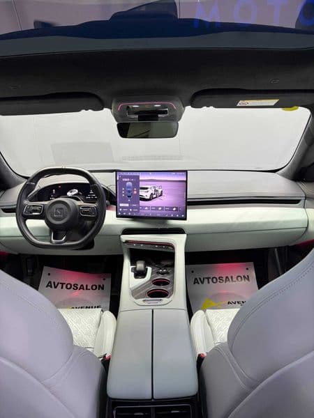 Zeekr 001 2024 — 5