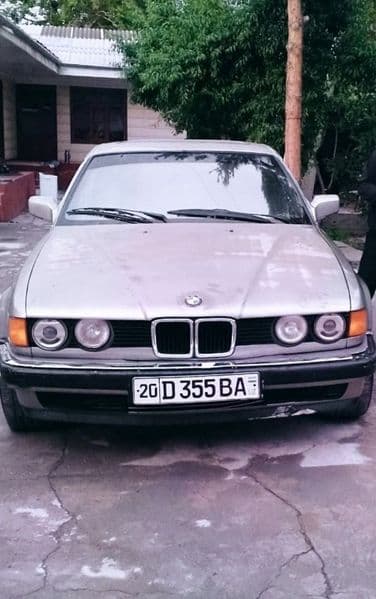 BMW 735 1987