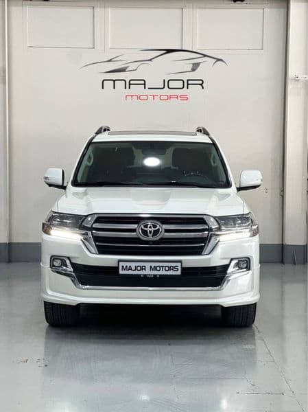 Toyota Land Cruiser 200 2019