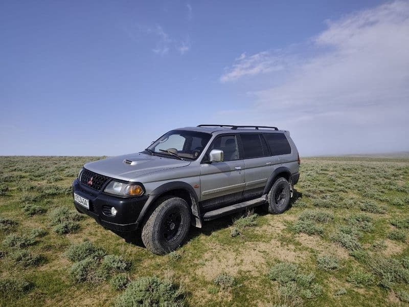 BMW Montero Sport 2000