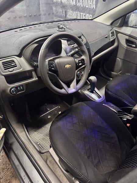 Chevrolet Cobalt 2022 — 3