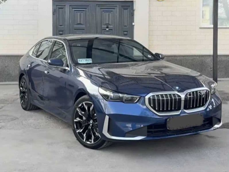 BMW i4 2025
