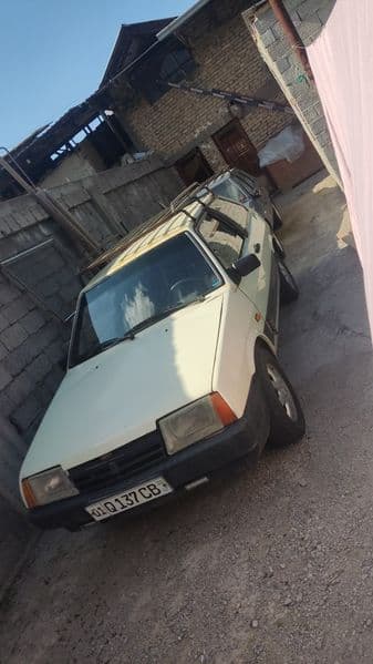 Lada 2108 1990