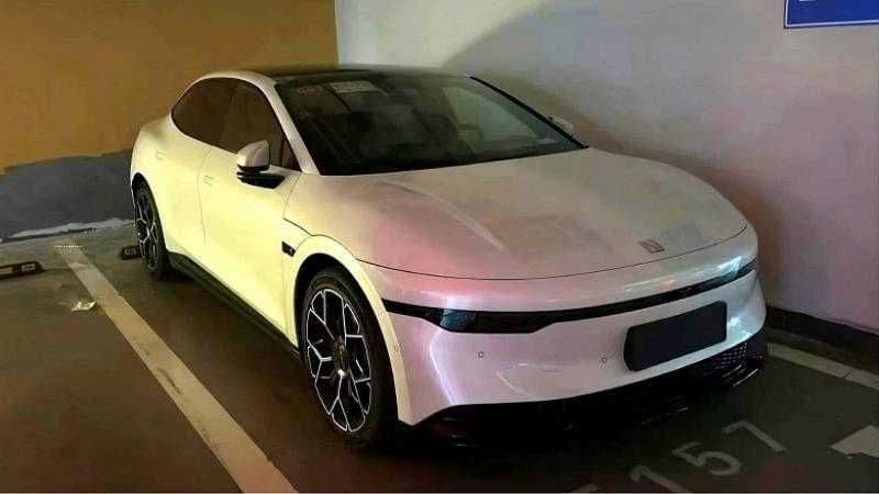 Zeekr 001 2025 — 3