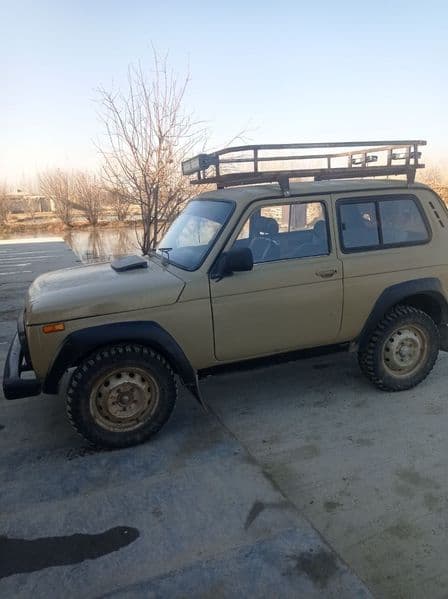 Lada 2121 Нива 1982 — 7