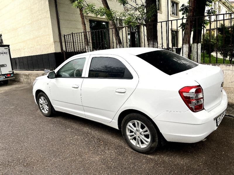 Chevrolet Cobalt 2022 — 3