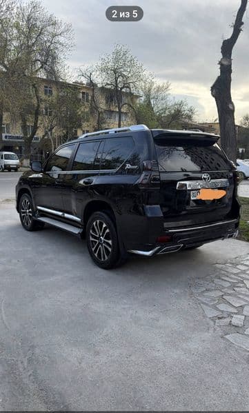 Toyota Land Cruiser 150 2021