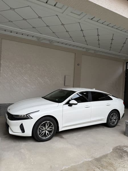 Kia K5 2022 — 4