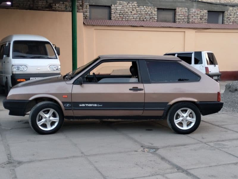 Lada 2108 1995