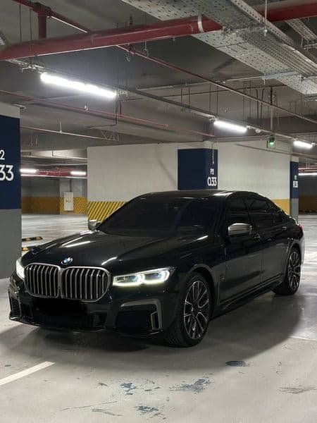 BMW 740 2019
