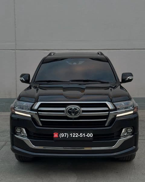 Toyota Land Cruiser 200 2019