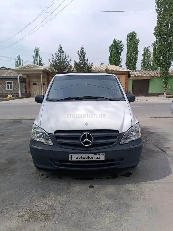 Mercedes-Benz Vito 2012