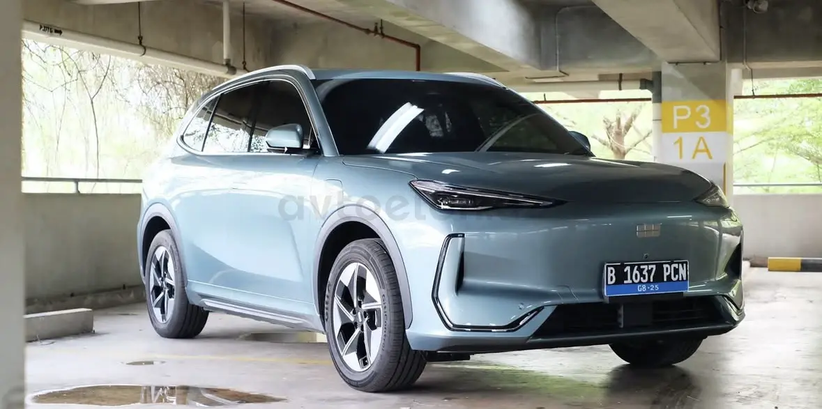 Geely Monjaro null — 7