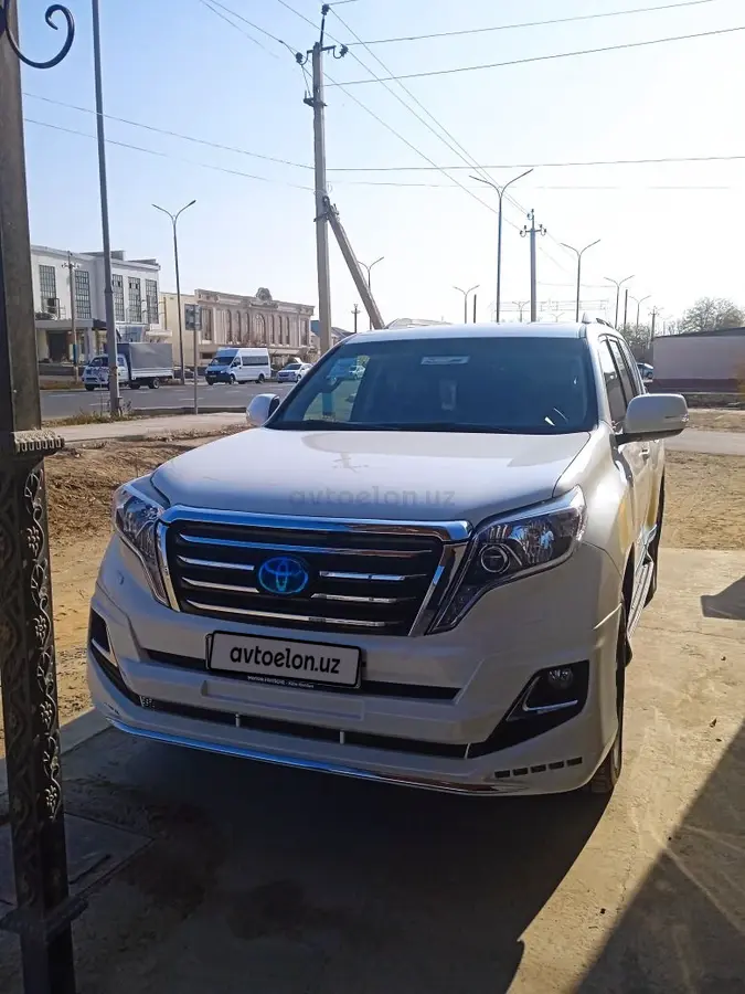 Toyota Land Cruiser Prado null