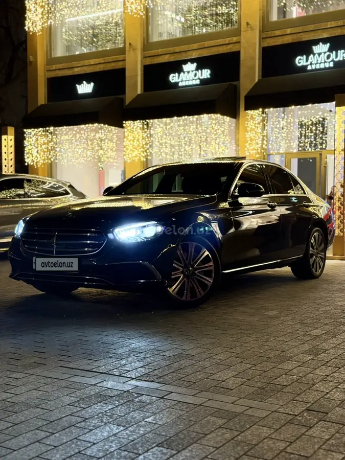 Mercedes-Benz E 300 null