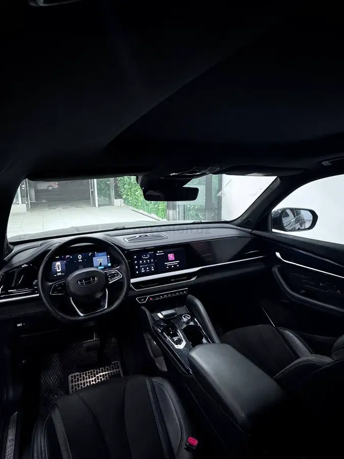 Geely Monjaro null — 4