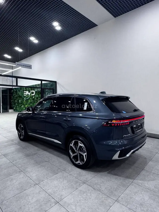 Geely Monjaro null — 5
