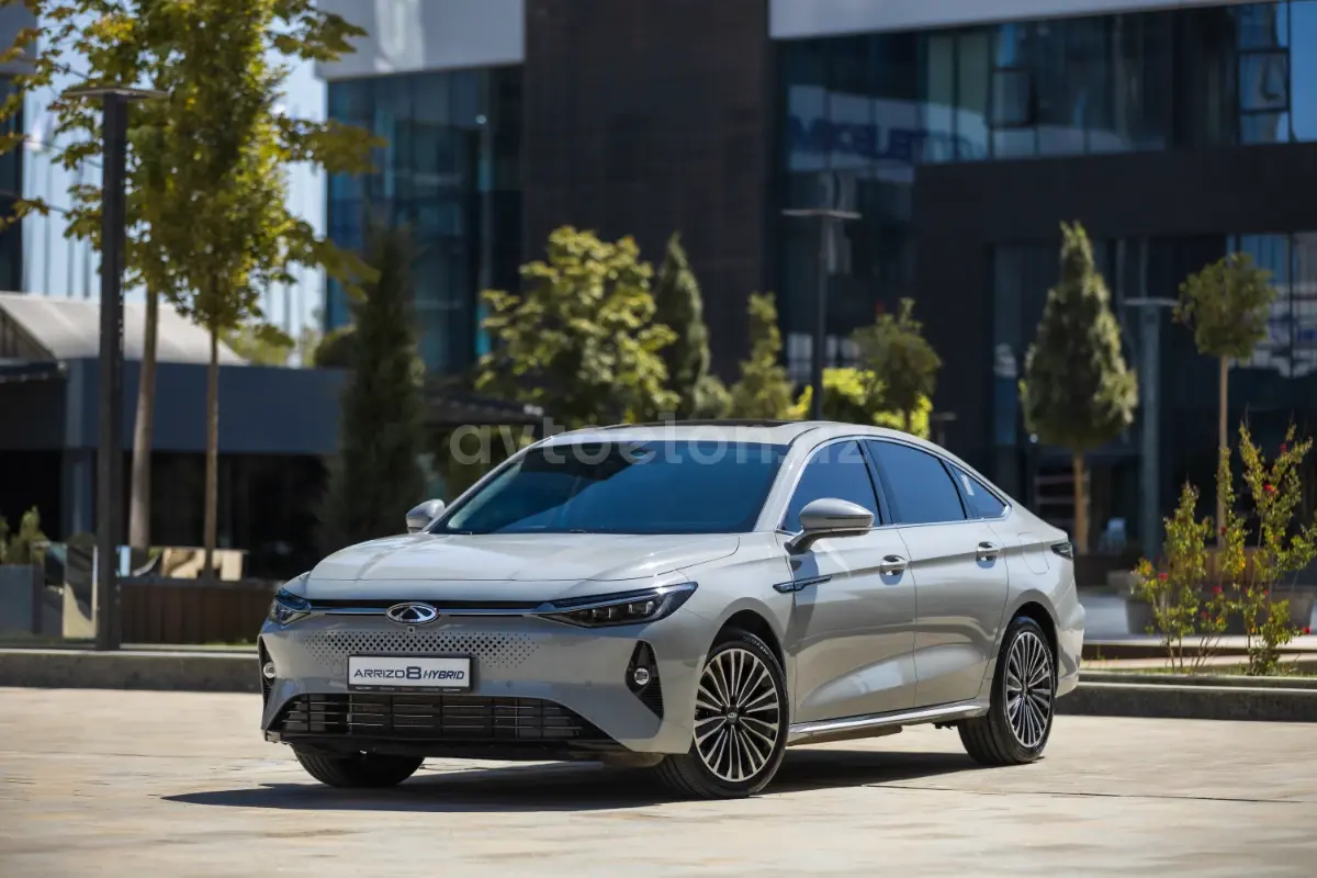 Chery Arrizo 8 Hybrid null