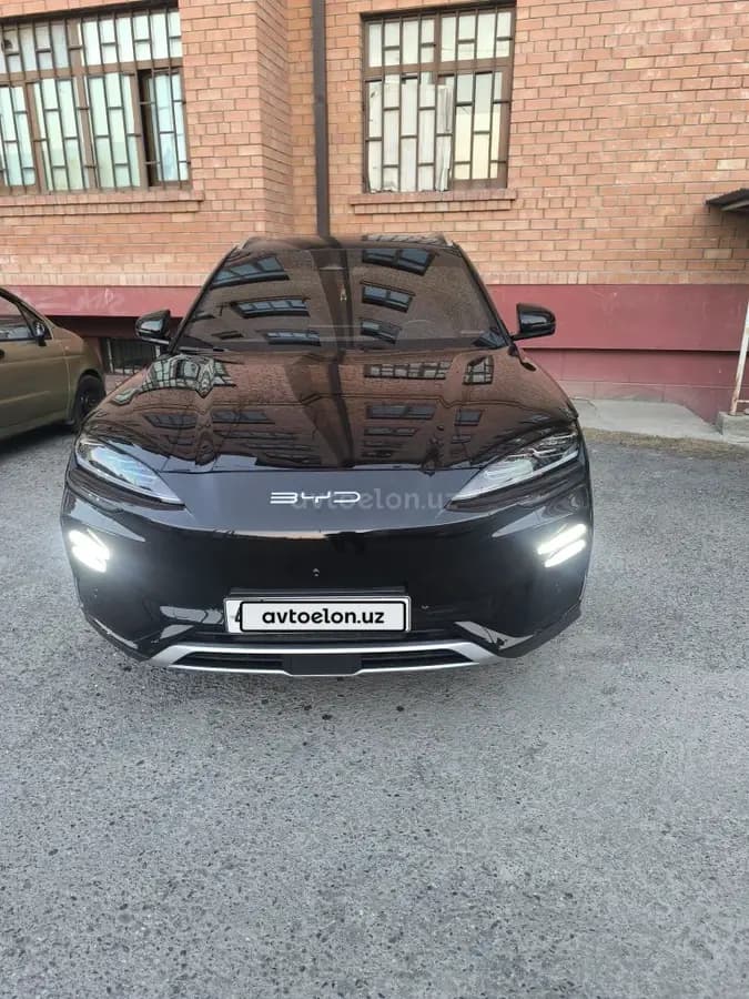 BYD Song Plus EV Champion null