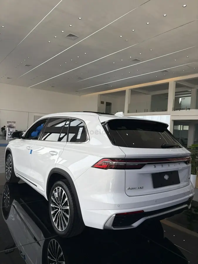 Geely Monjaro null — 3