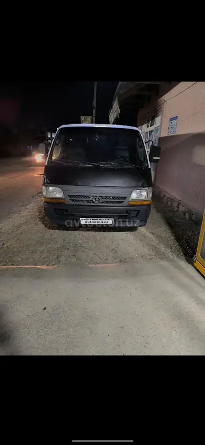 Toyota HiAce null