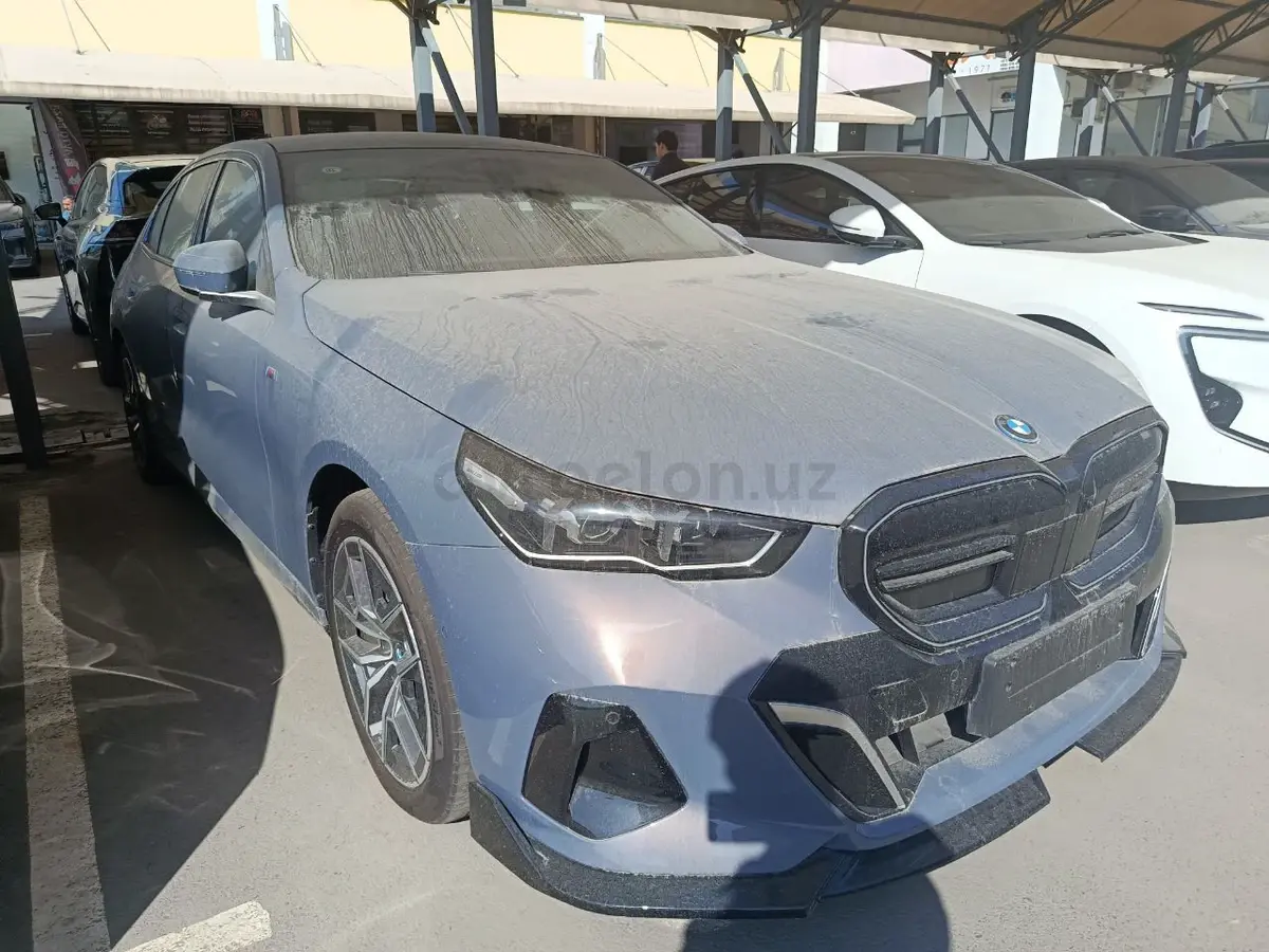 BMW i5 2025