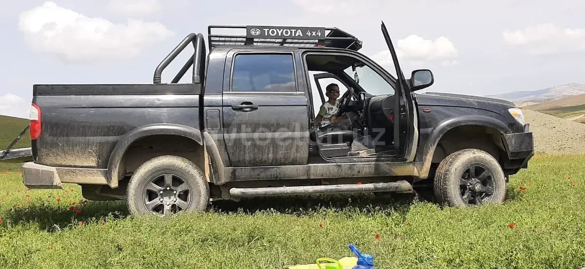 Toyota Hilux null