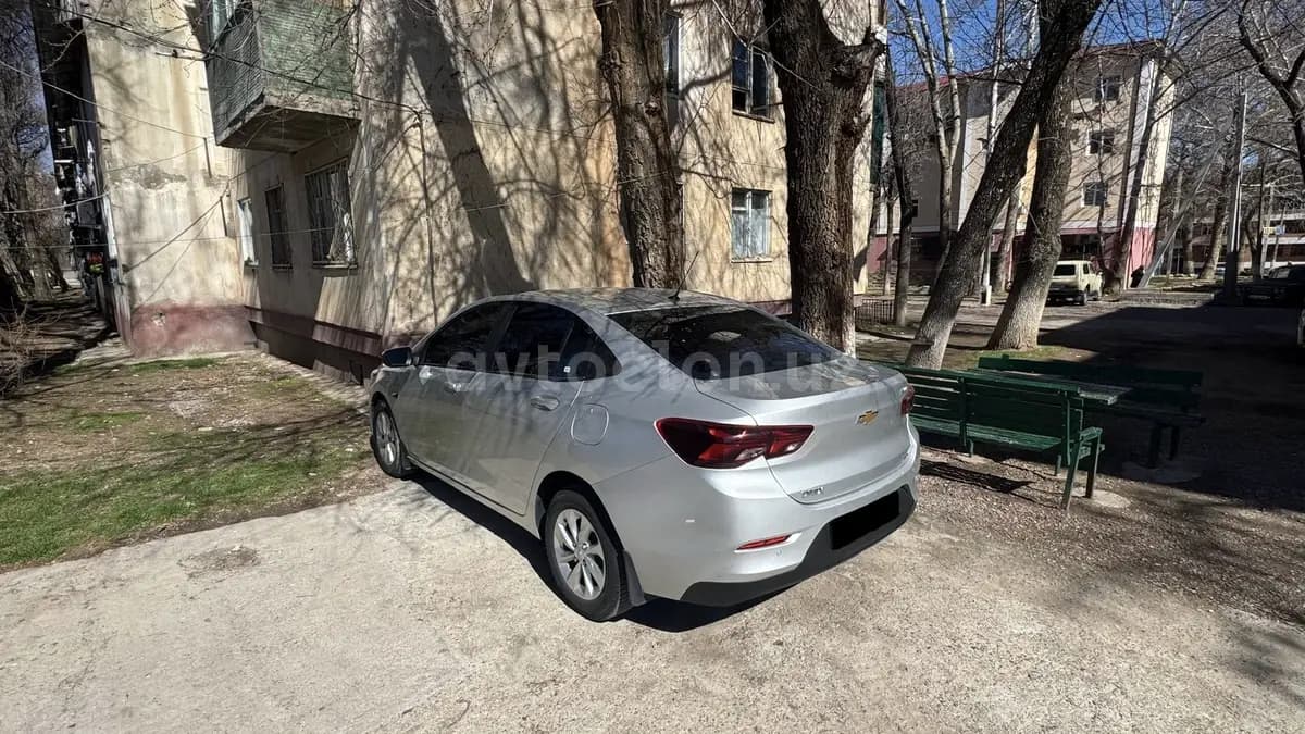 Chevrolet Onix null — 3