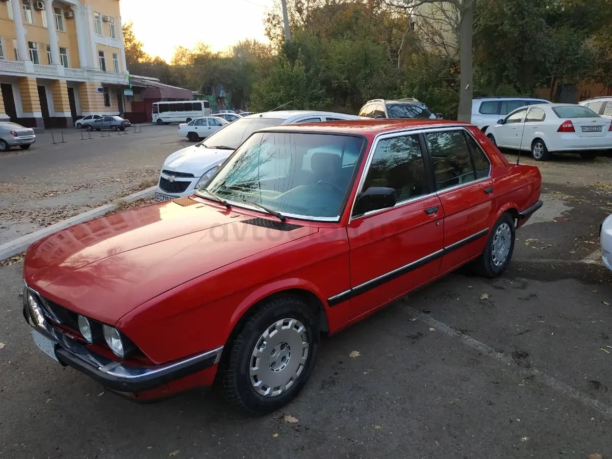 BMW 524 1987